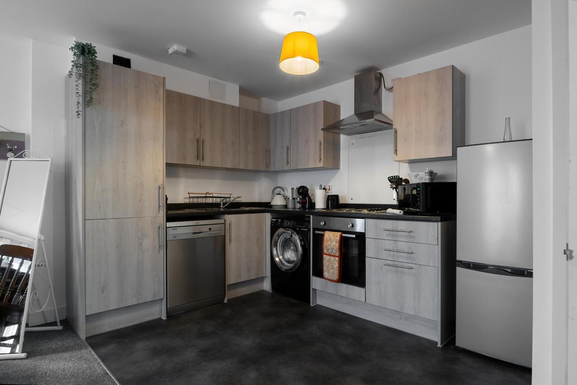 Livestay-New Private Apartment Building Minutes From Heathrow Slough Bagian luar foto