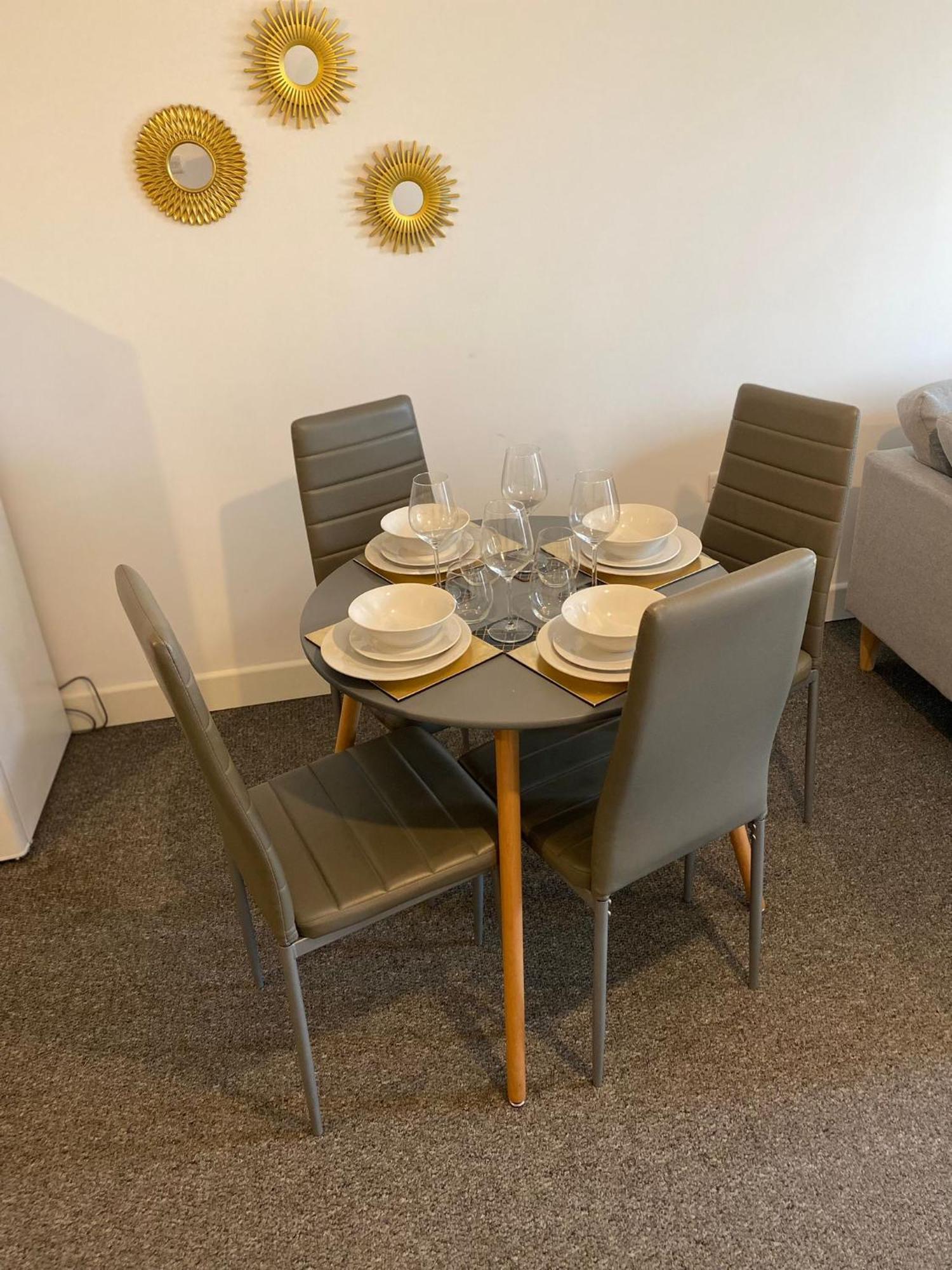 Livestay-New Private Apartment Building Minutes From Heathrow Slough Bagian luar foto