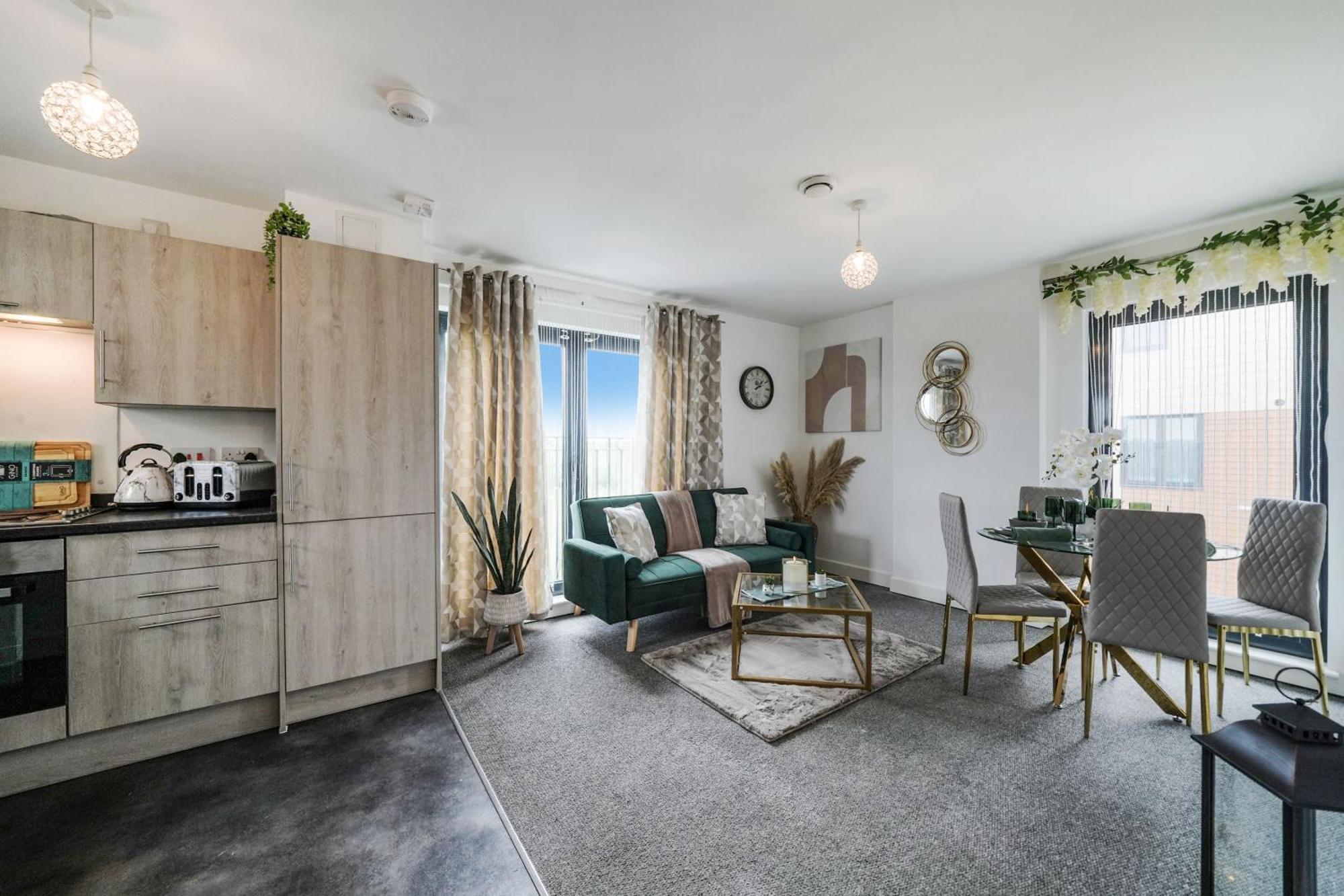 Livestay-New Private Apartment Building Minutes From Heathrow Slough Bagian luar foto