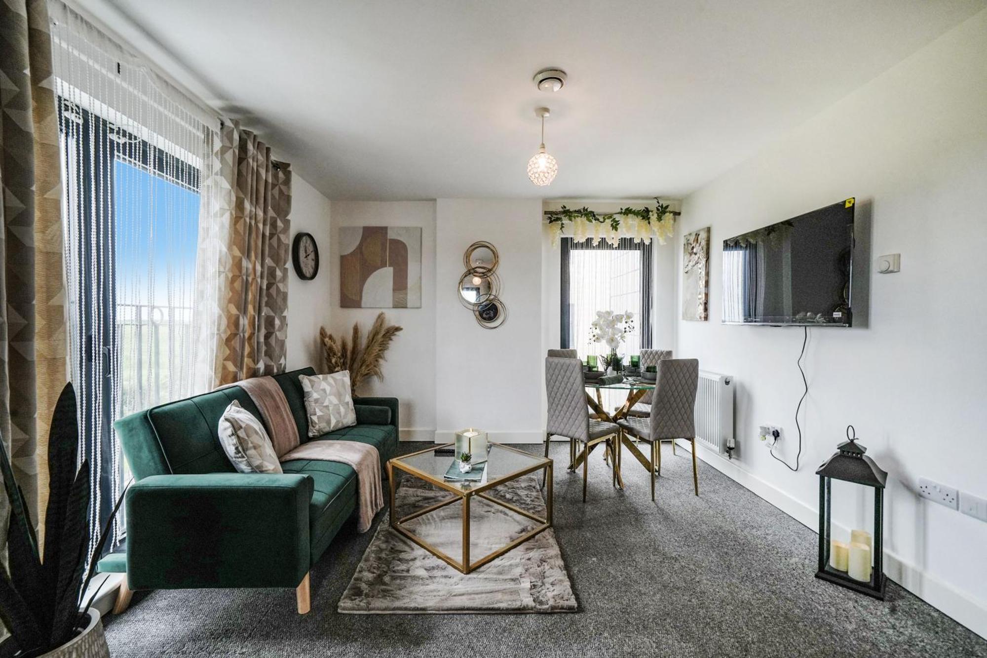 Livestay-New Private Apartment Building Minutes From Heathrow Slough Bagian luar foto